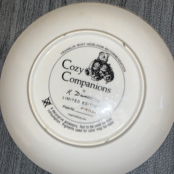 🐈 🐻 🐈‍⬛ • 🐈‍⬛🐻 Cozy Companions 🐻🐈 • Cat vibes - Picture 4 of 8